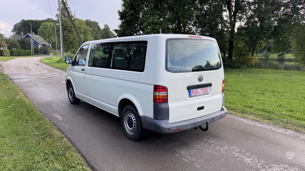 Volkswagen Transporter 2009 — engine 1900 cm³, 102 HP (75kW)
