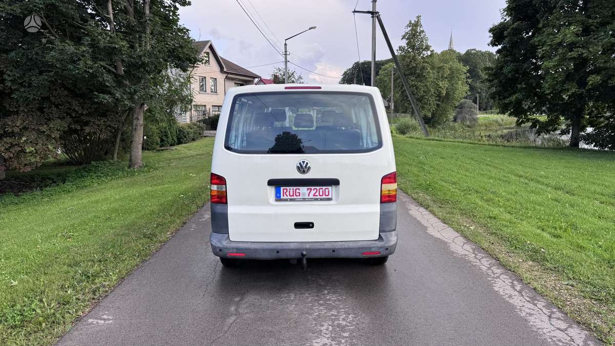 Volkswagen Transporter 2009 — photo 6