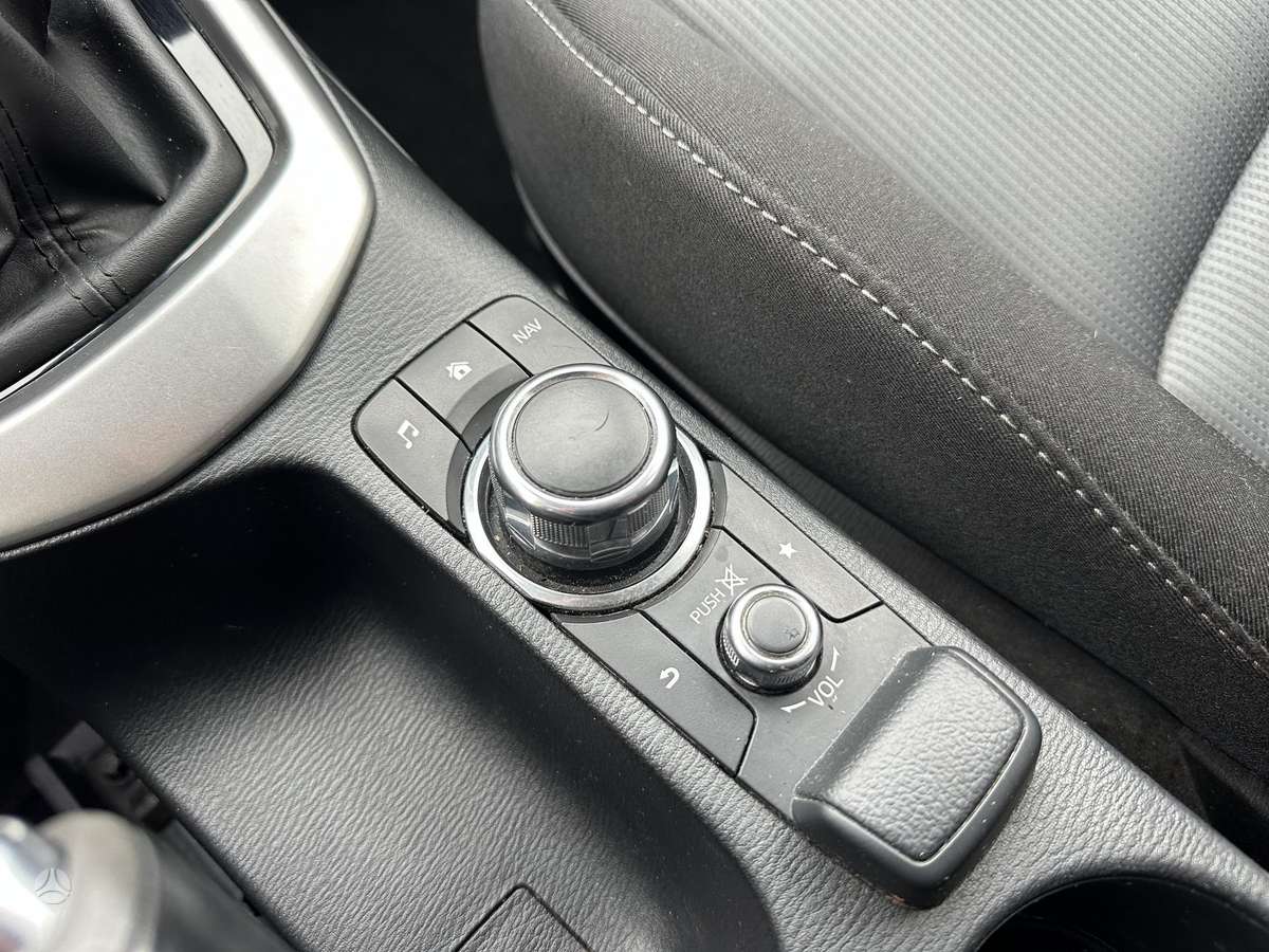 Mazda CX-3 2015 — photo 18