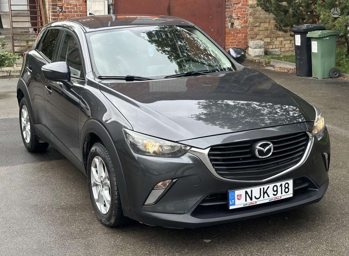 Mazda CX-3 2015 — rear view