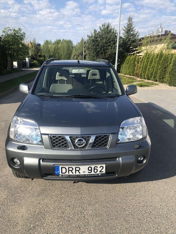 Nissan X-Trail 2008 — engine 1998 cm³, 140 HP (103kW)