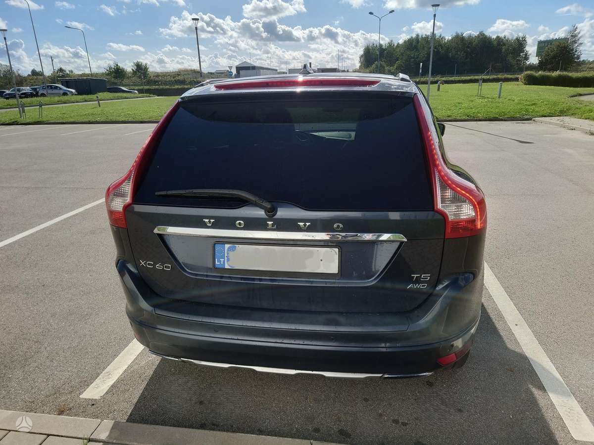 Volvo XC60 2015 — photo 6