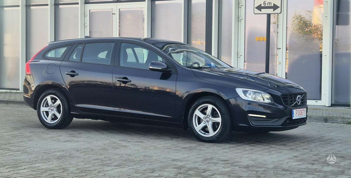 Volvo V60 2015 — фото 6