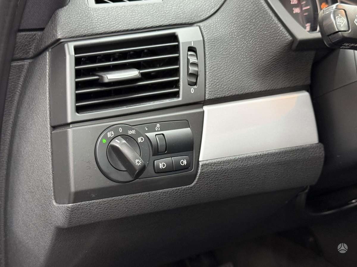 BMW X3 2008 — photo 23