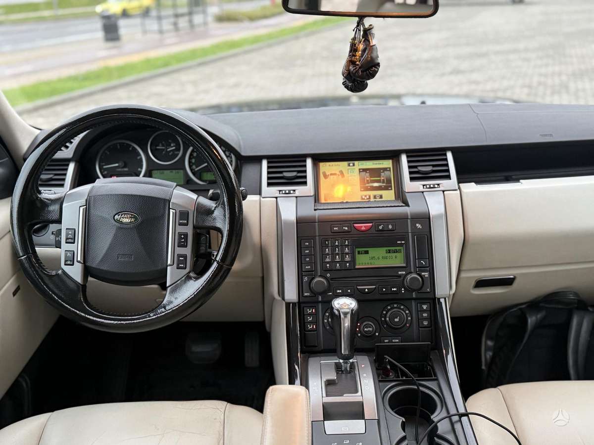 Land Rover 2009 — photo 10
