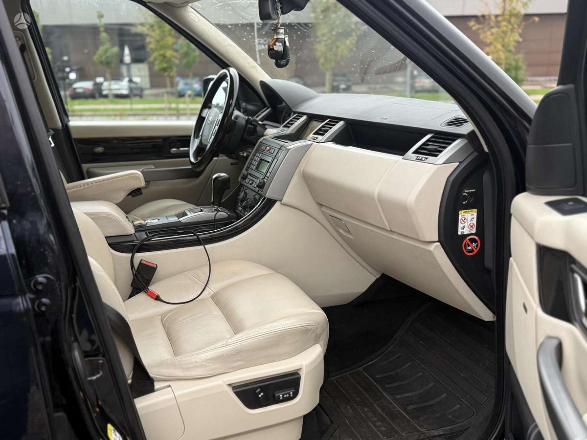 Land Rover 2009 — photo 12