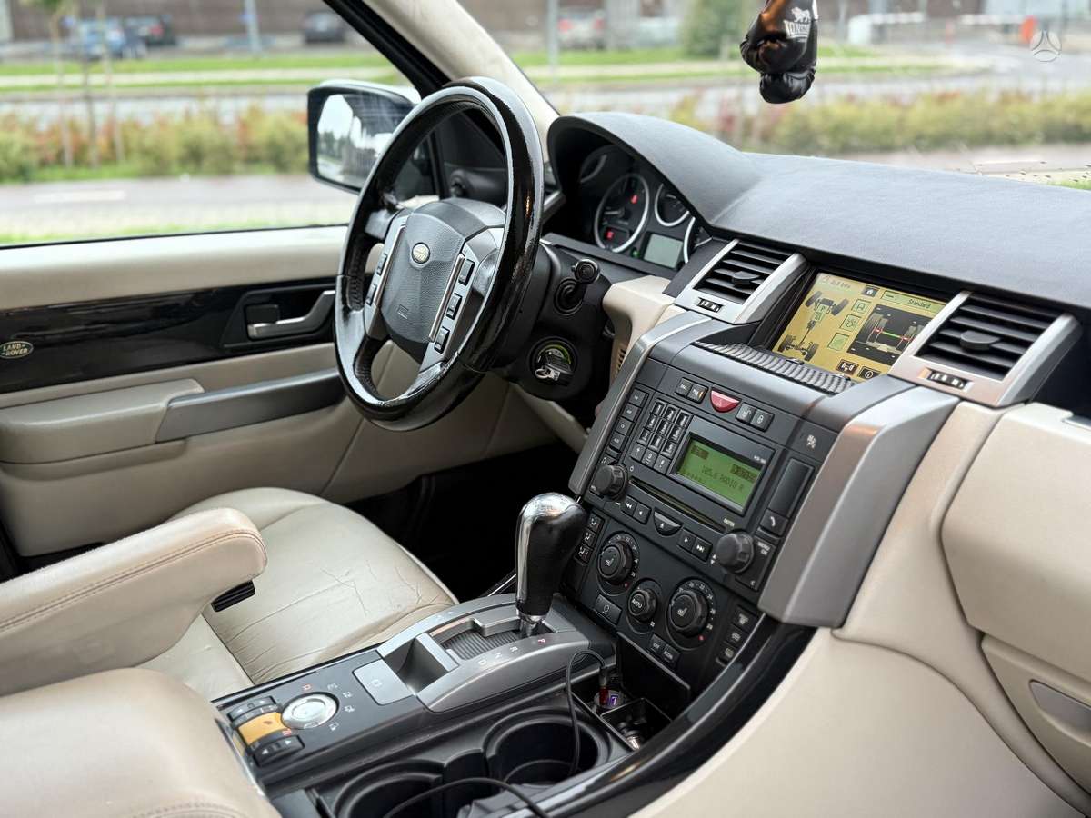 Land Rover 2009 — photo 13