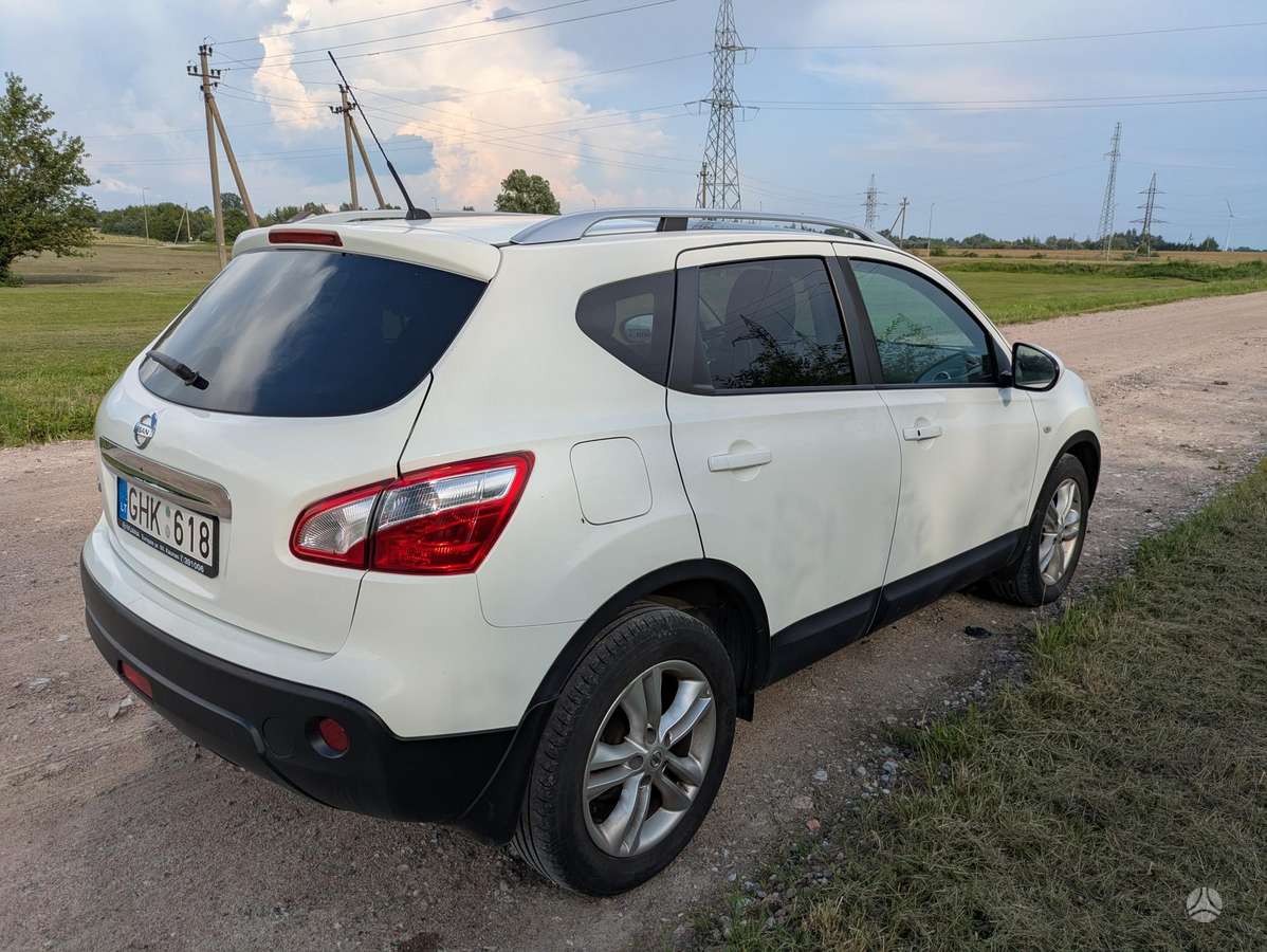Nissan Qashqai 2013 — двигун 1598 cm³, 117 HP (86kW)