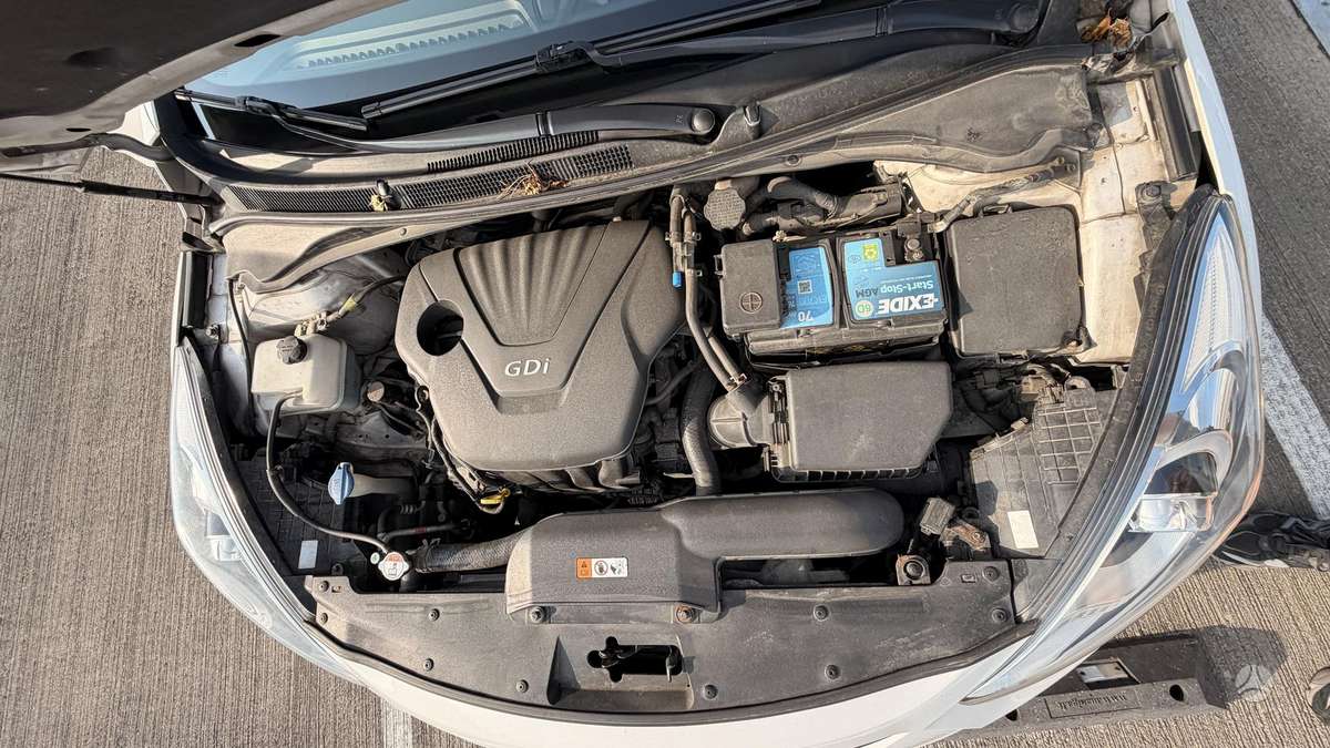 Hyundai i40 2012 — photo 13