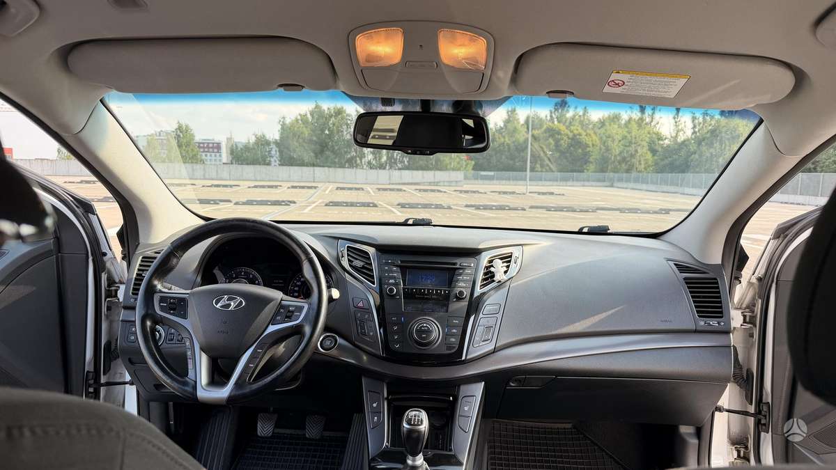 Hyundai i40 2012 — photo 8