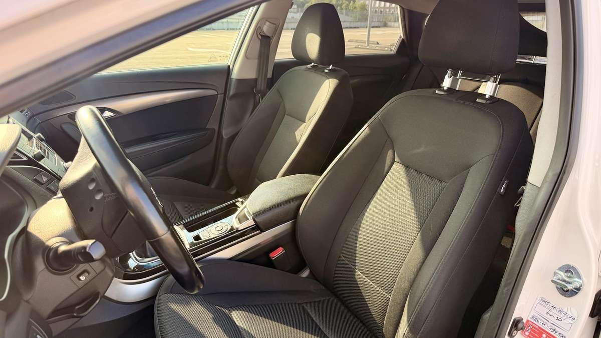 Hyundai i40 2012 — photo 9