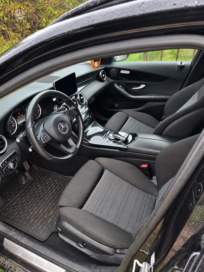 Mercedes-Benz C220 2015 — photo 5