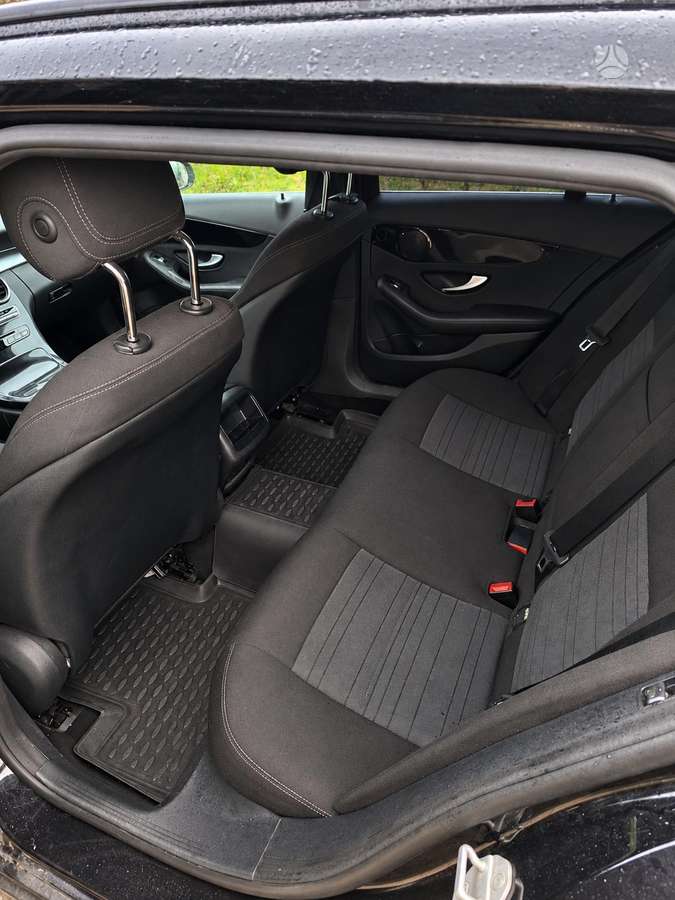 Mercedes-Benz C220 2015 — photo 6