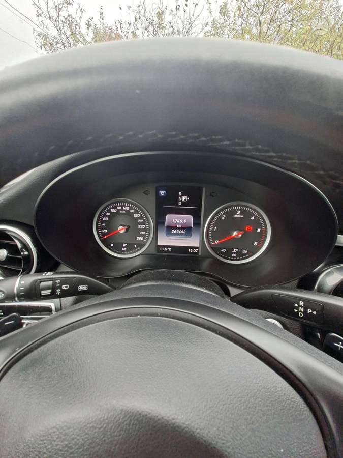 Mercedes-Benz C220 2015 — photo 8