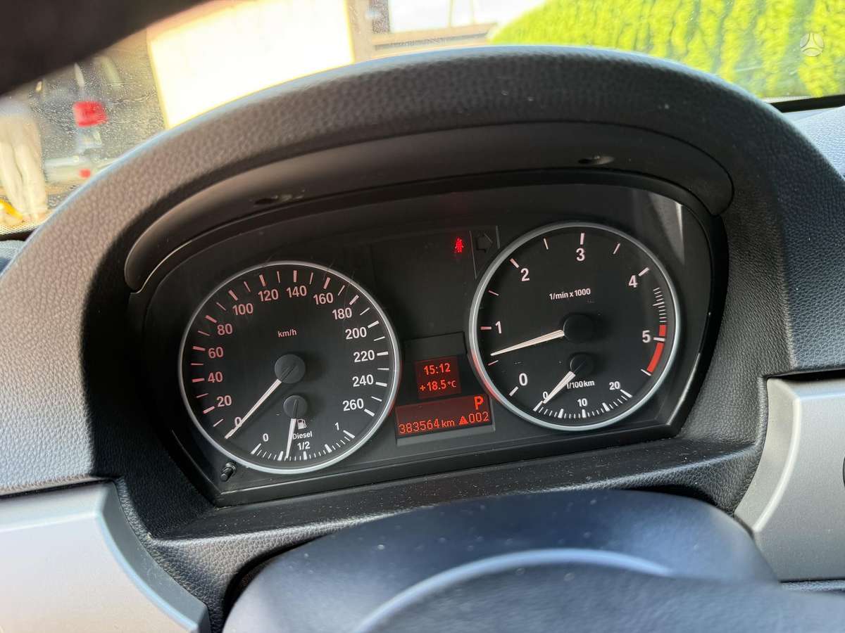 BMW 330 2007 — photo 19