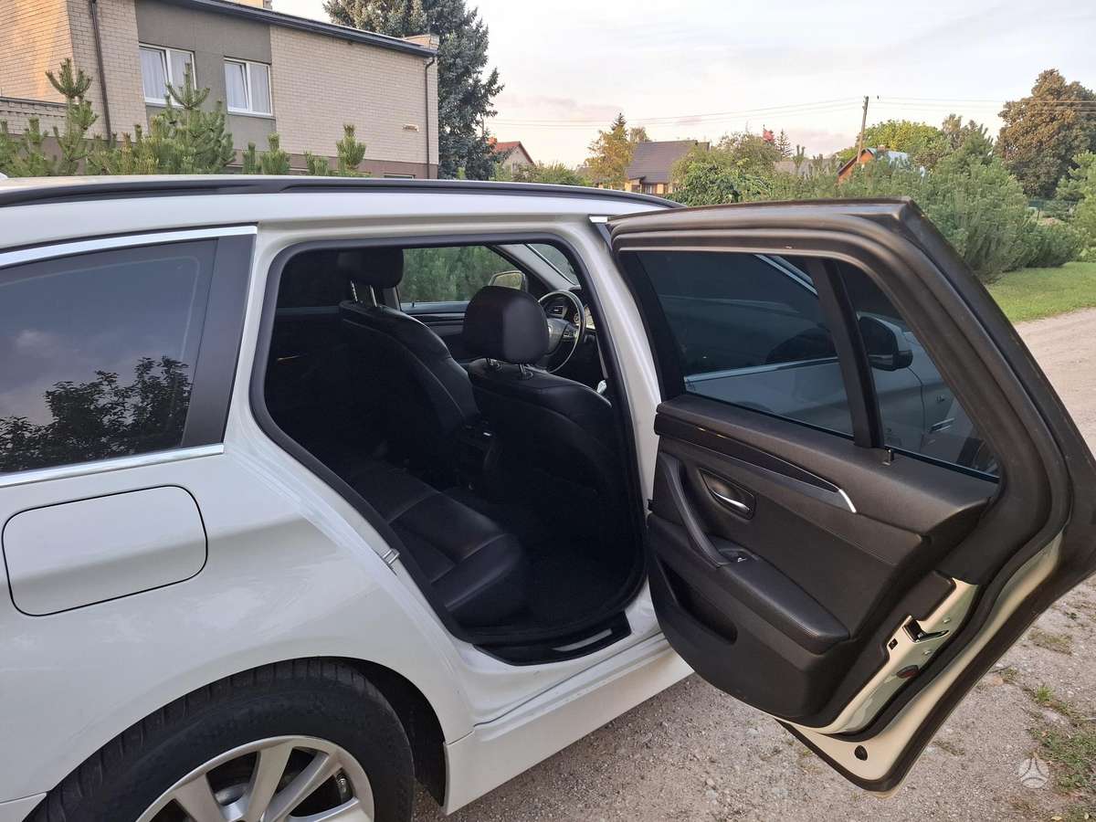 BMW 525 2015 — photo 19