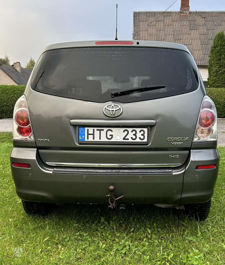 Toyota Corolla 2006 — двигун 2231 cm³, 136 HP (100kW)
