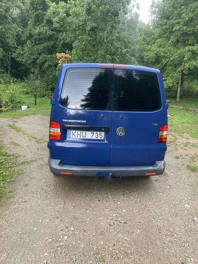 Volkswagen Transporter 2007 — interior