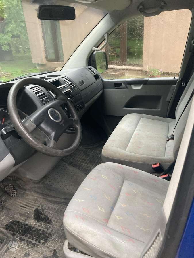 Volkswagen Transporter 2007 — photo 6
