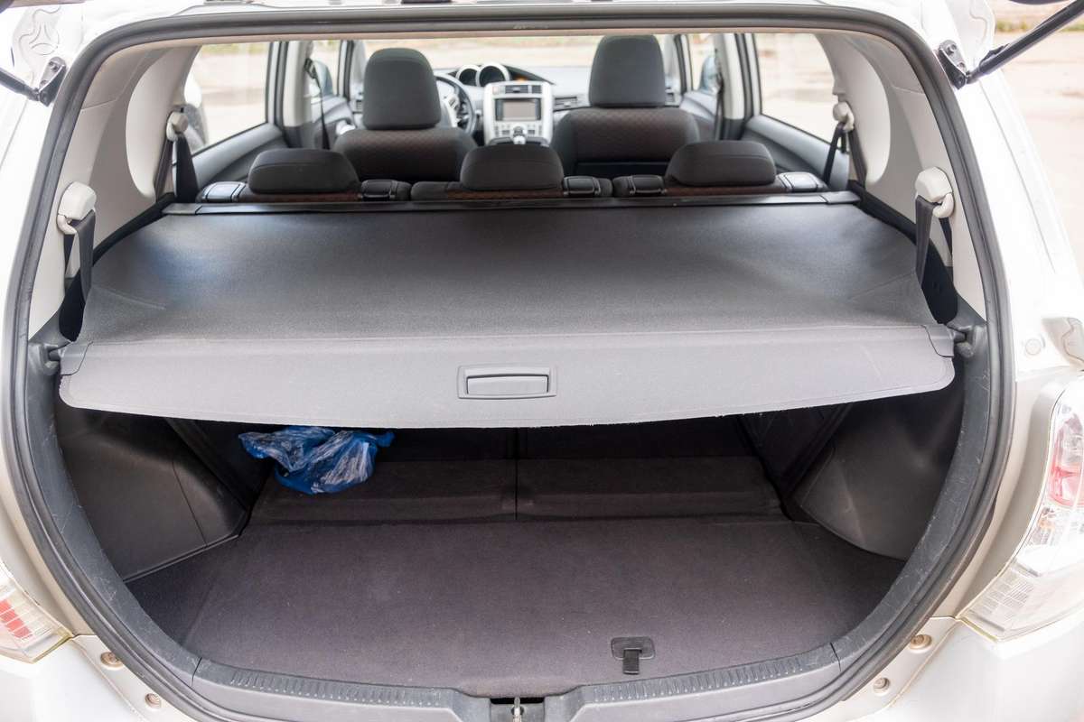 Toyota Verso 2011 — photo 14