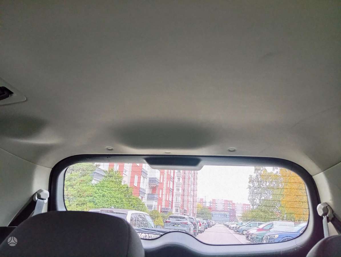 Toyota Verso 2011 — photo 19