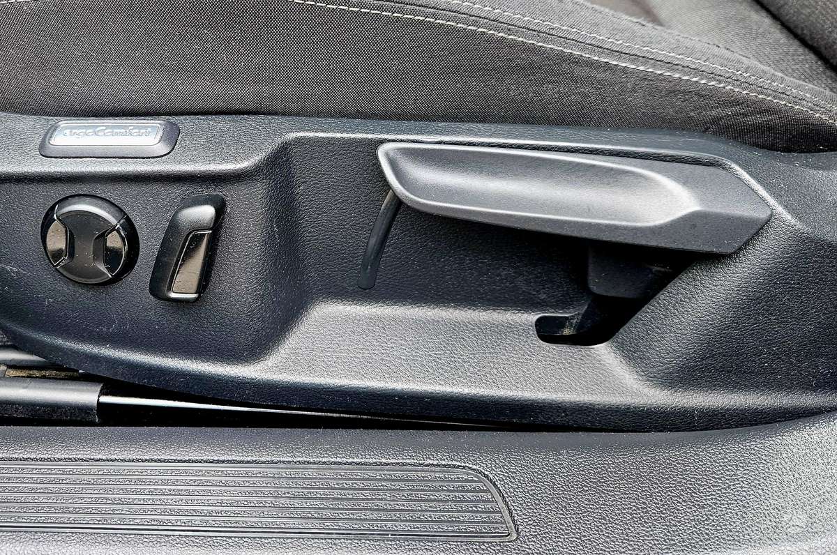 Volkswagen Passat 2015 — фото 12