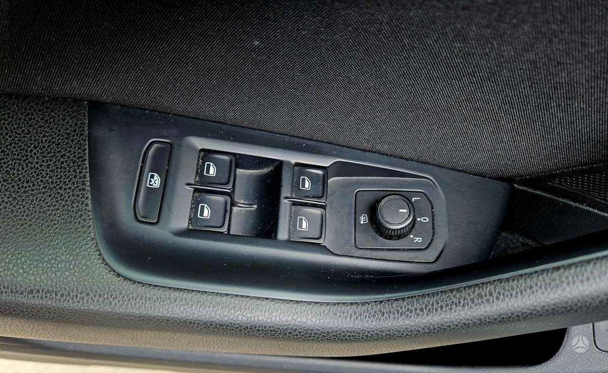 Volkswagen Passat 2015 — фото 13