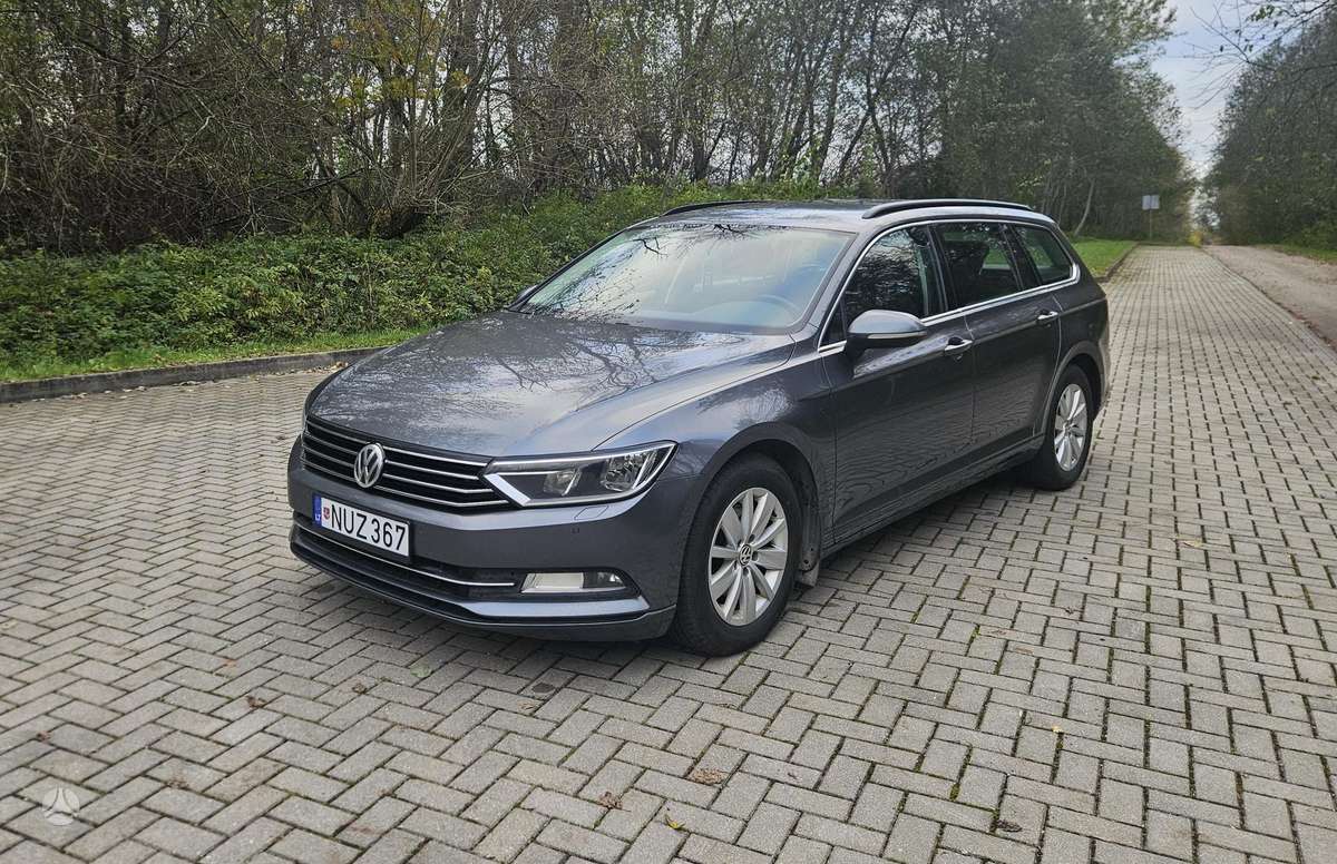 Volkswagen Passat 2015 — салон