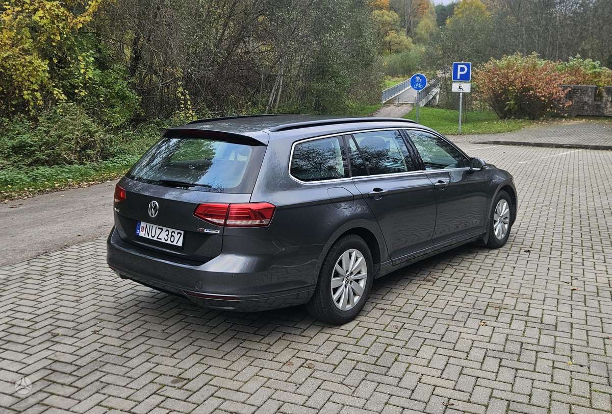 Volkswagen Passat 2015 — двигун 1598 cm³, 120 HP (88kW)