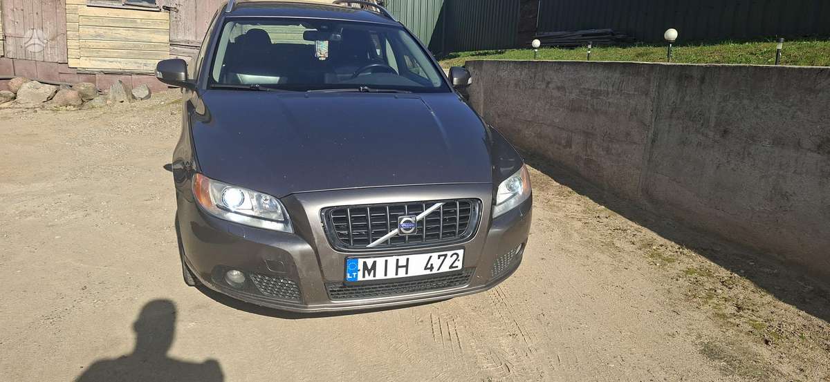 Volvo V70, 2008