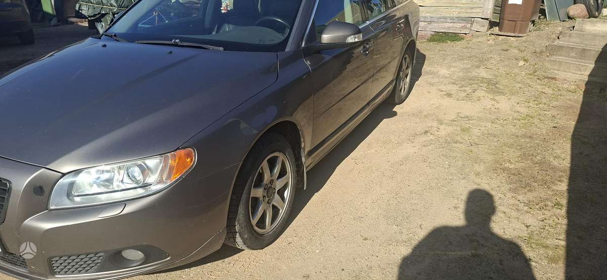Volvo V70 2008 — photo 6