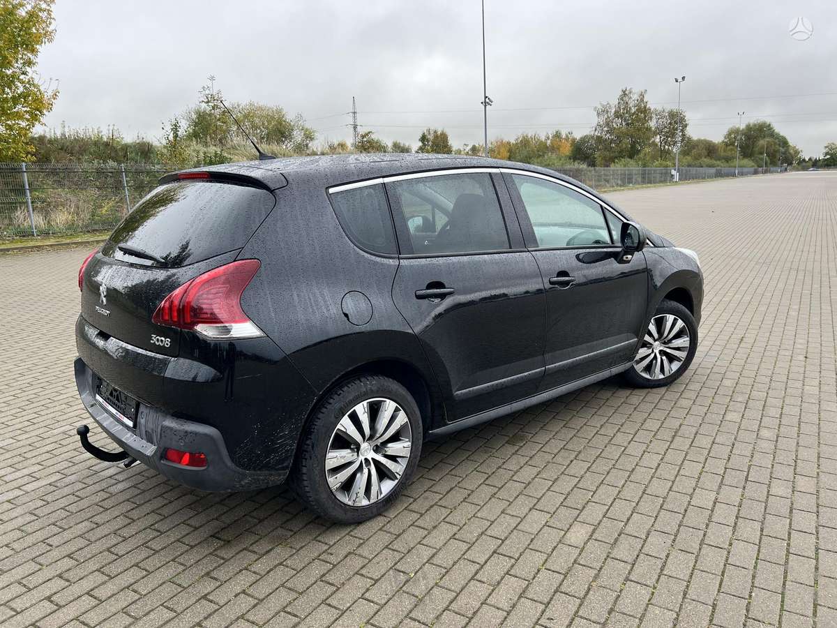 Peugeot 3008 2014 — салон