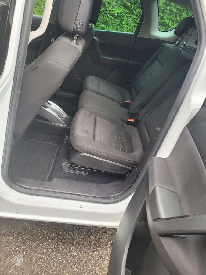 Opel Meriva 2011 — photo 9