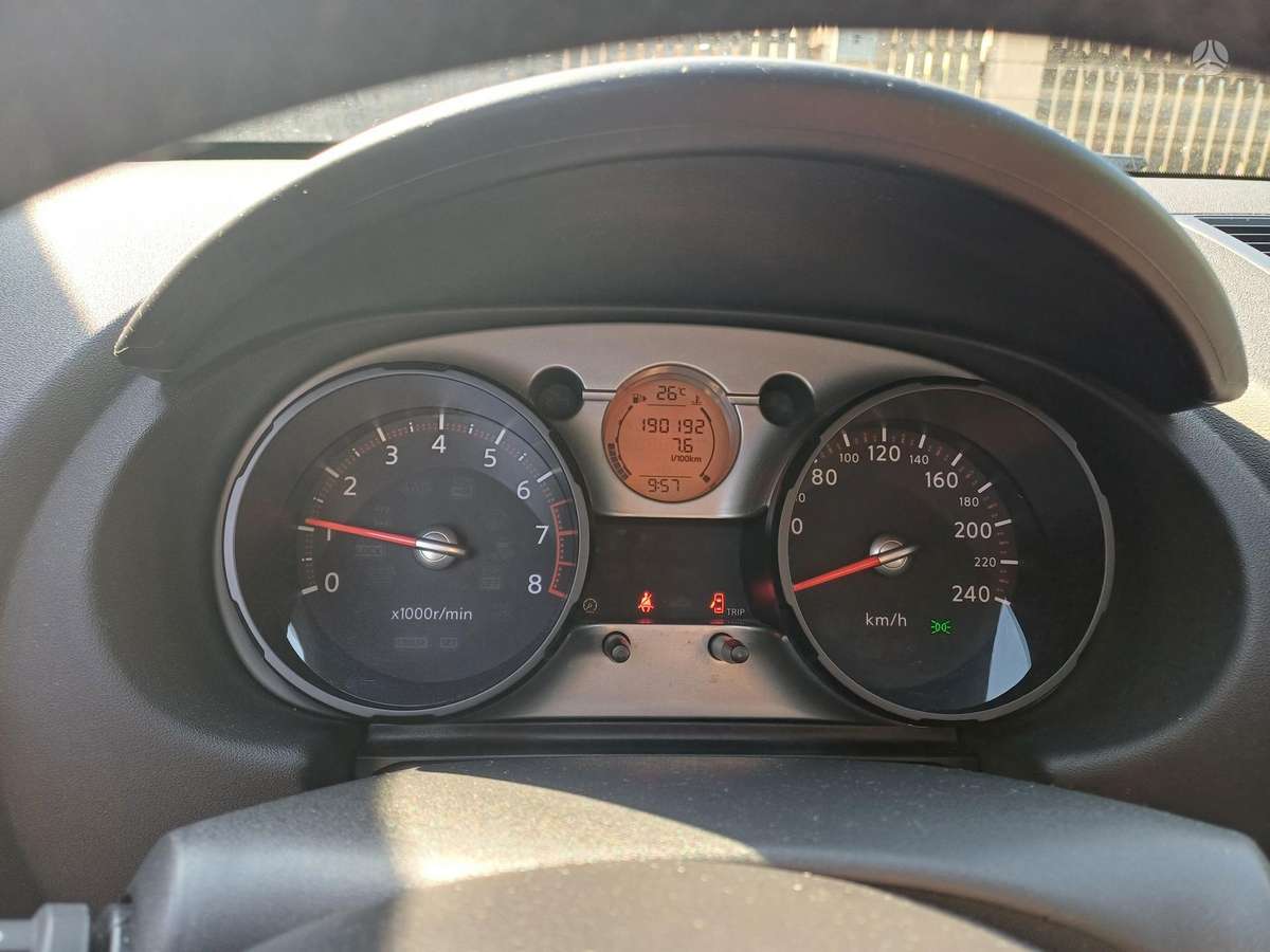 Nissan Qashqai 2008 — photo 18