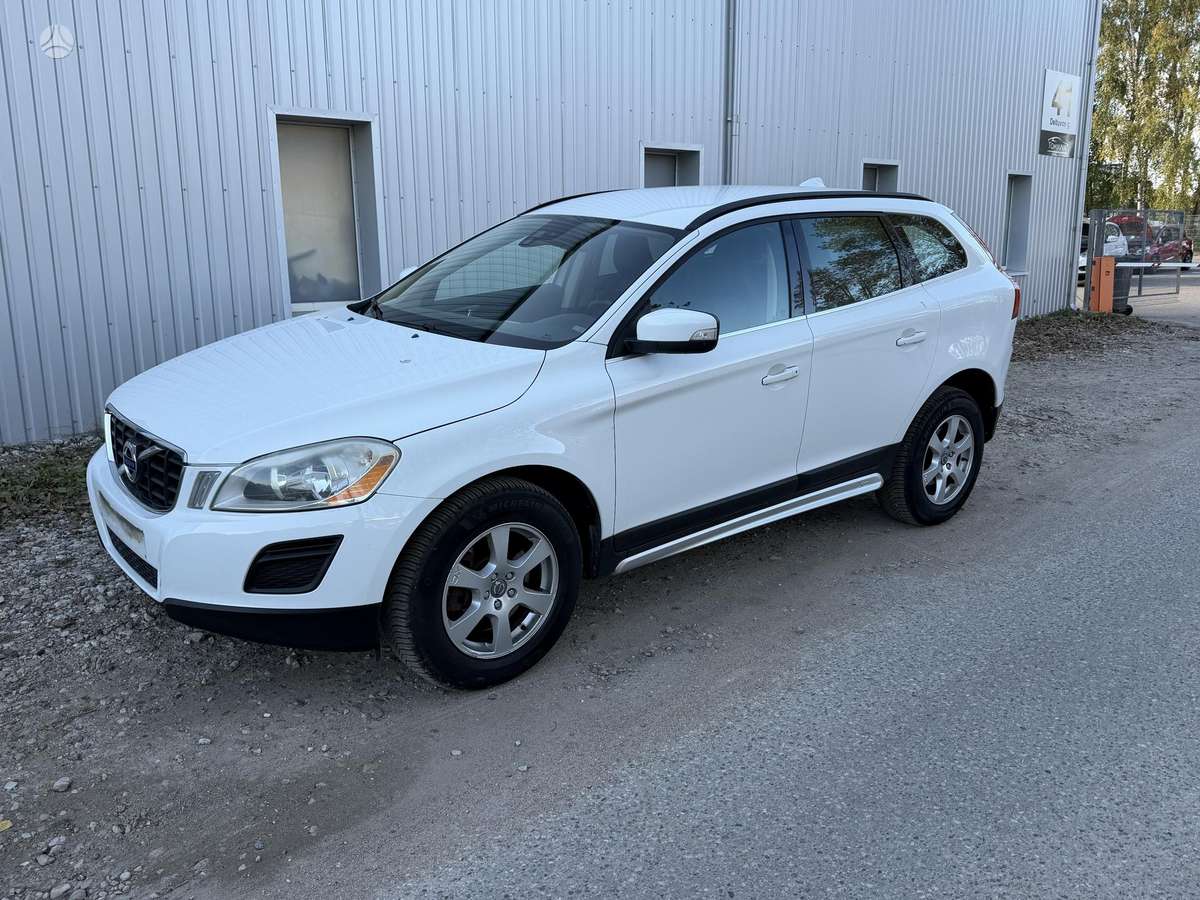 Volvo XC60, 2011