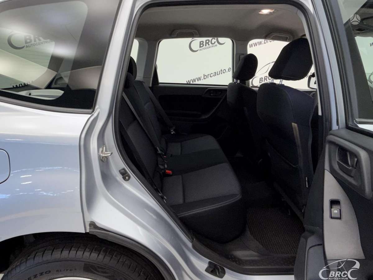 Subaru Forester 2014 — фото 10