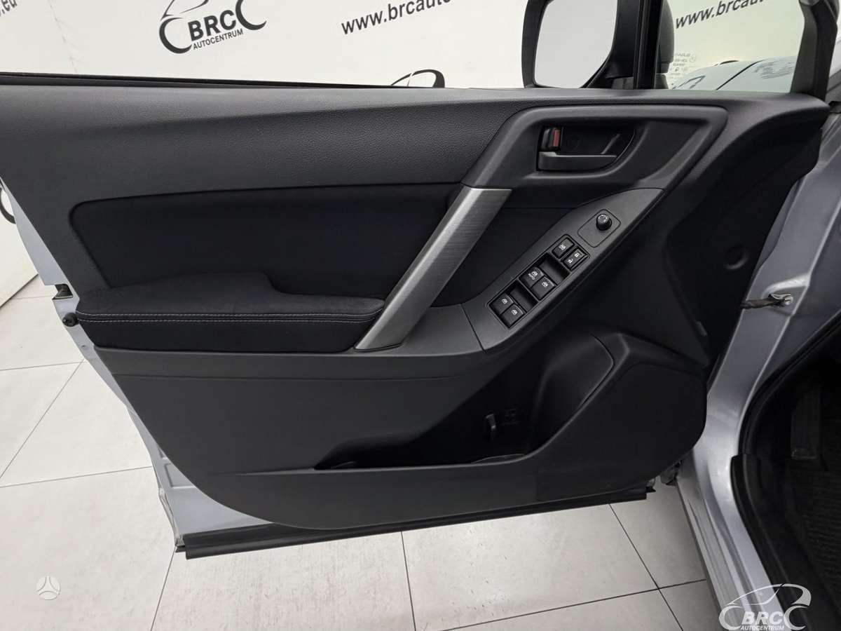 Subaru Forester 2014 — фото 20