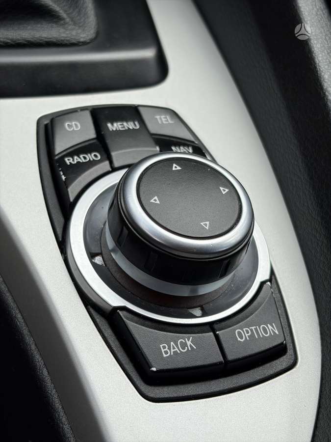 BMW X1 2011 — photo 21