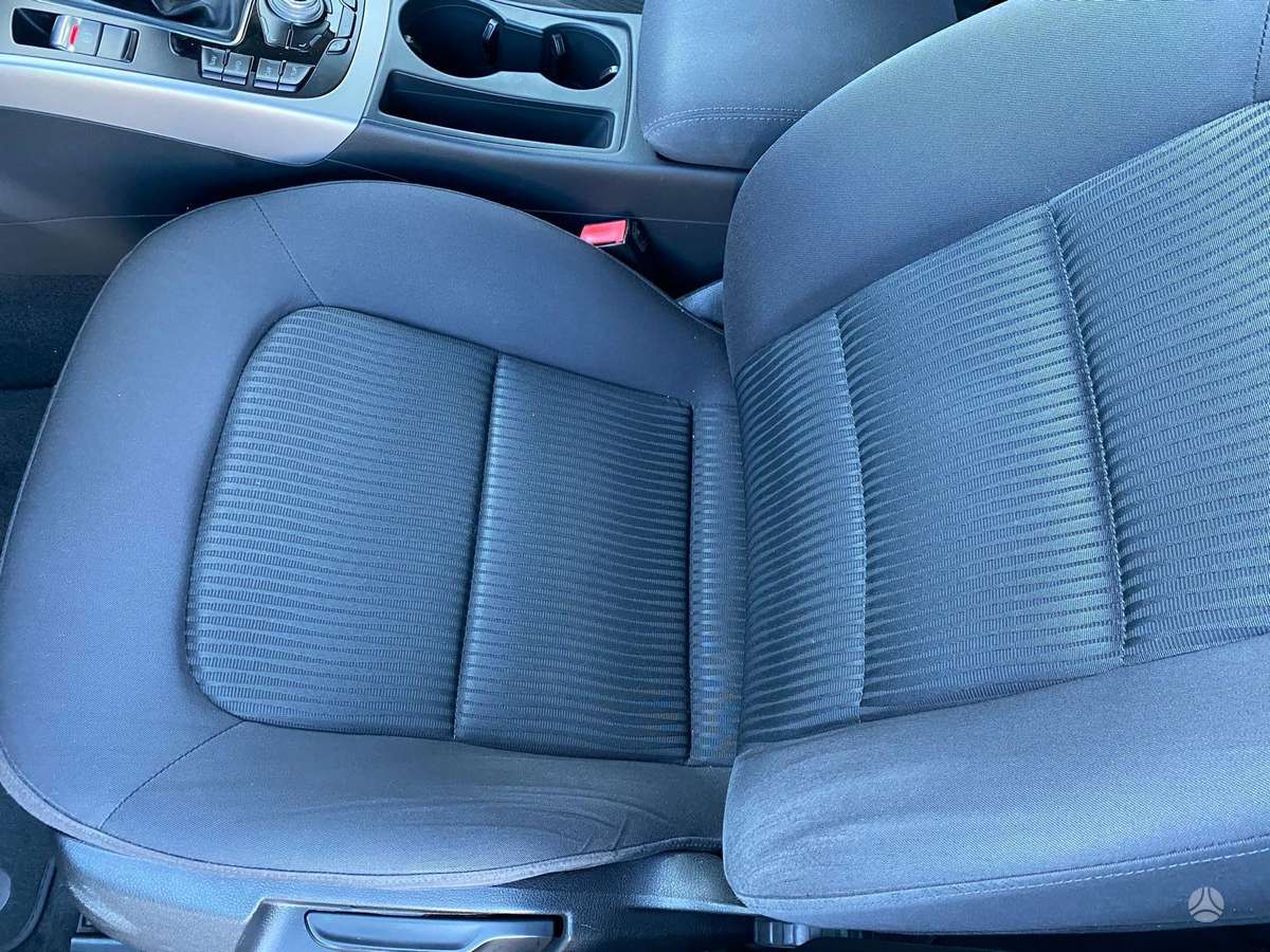 Audi A4 2012 — photo 10