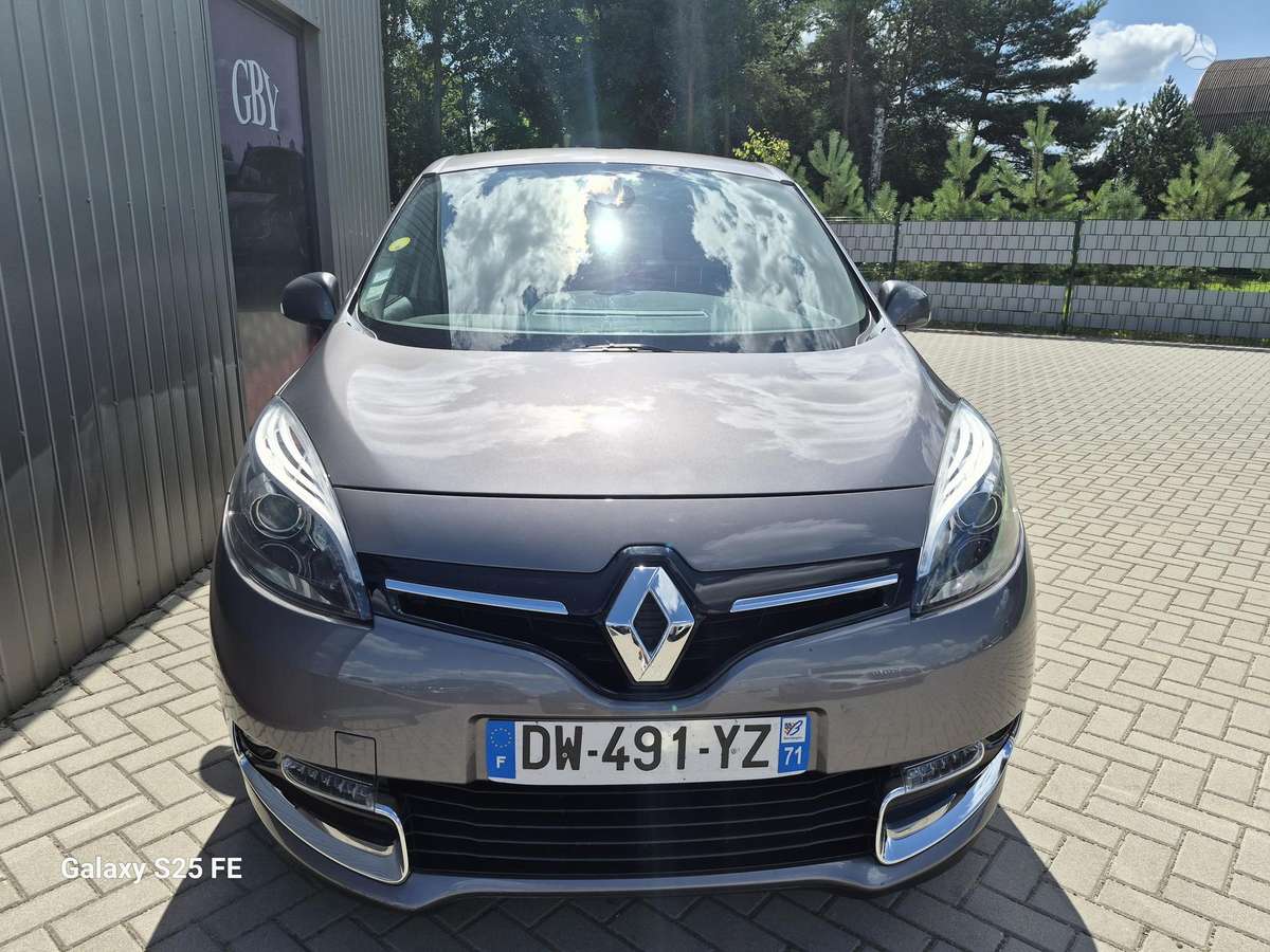 Renault Grand 2015 — rear view