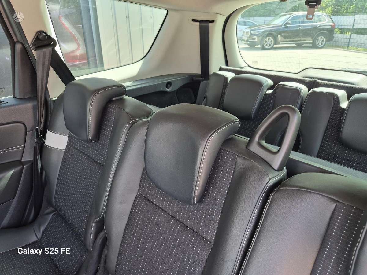 Renault Grand 2015 — photo 22