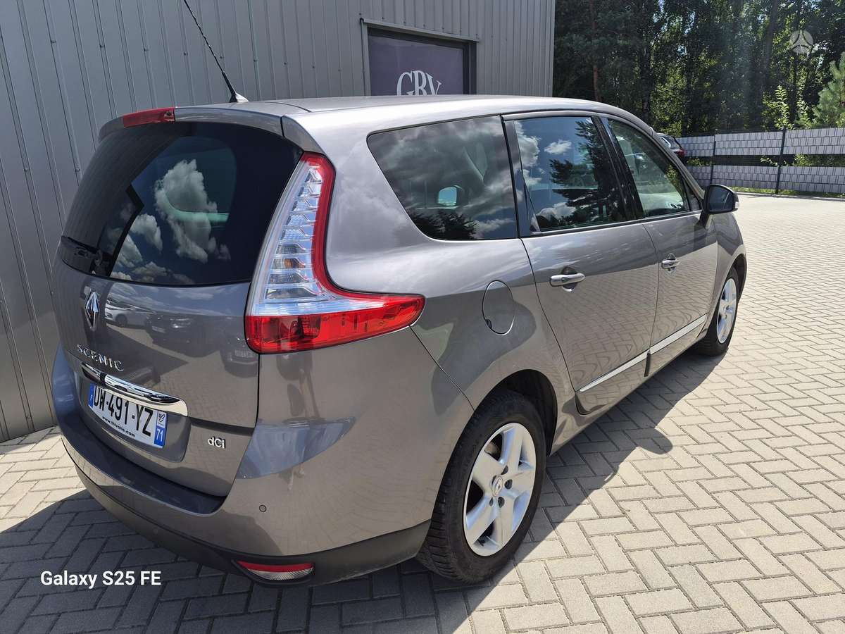 Renault Grand 2015 — engine 1461 cm³, 110 HP (81kW)