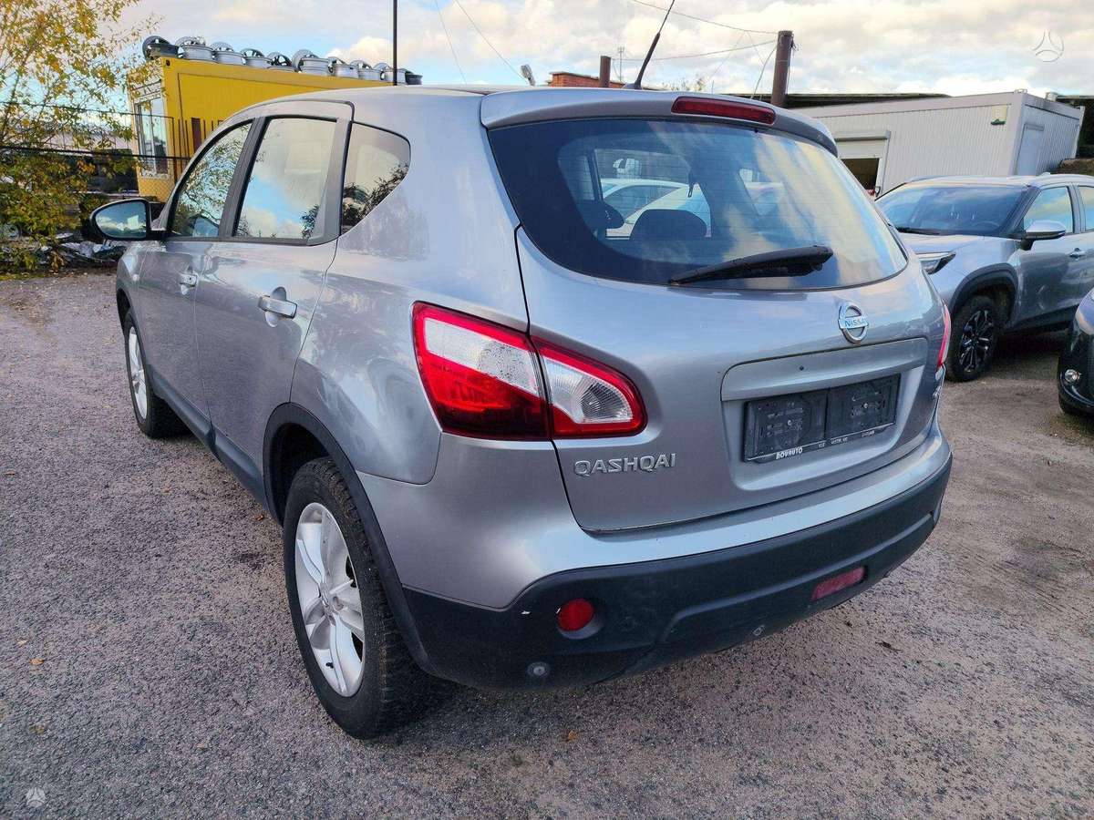 Nissan Qashqai 2010 — photo 12