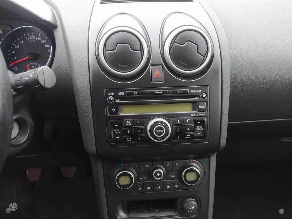 Nissan Qashqai 2010 — photo 23