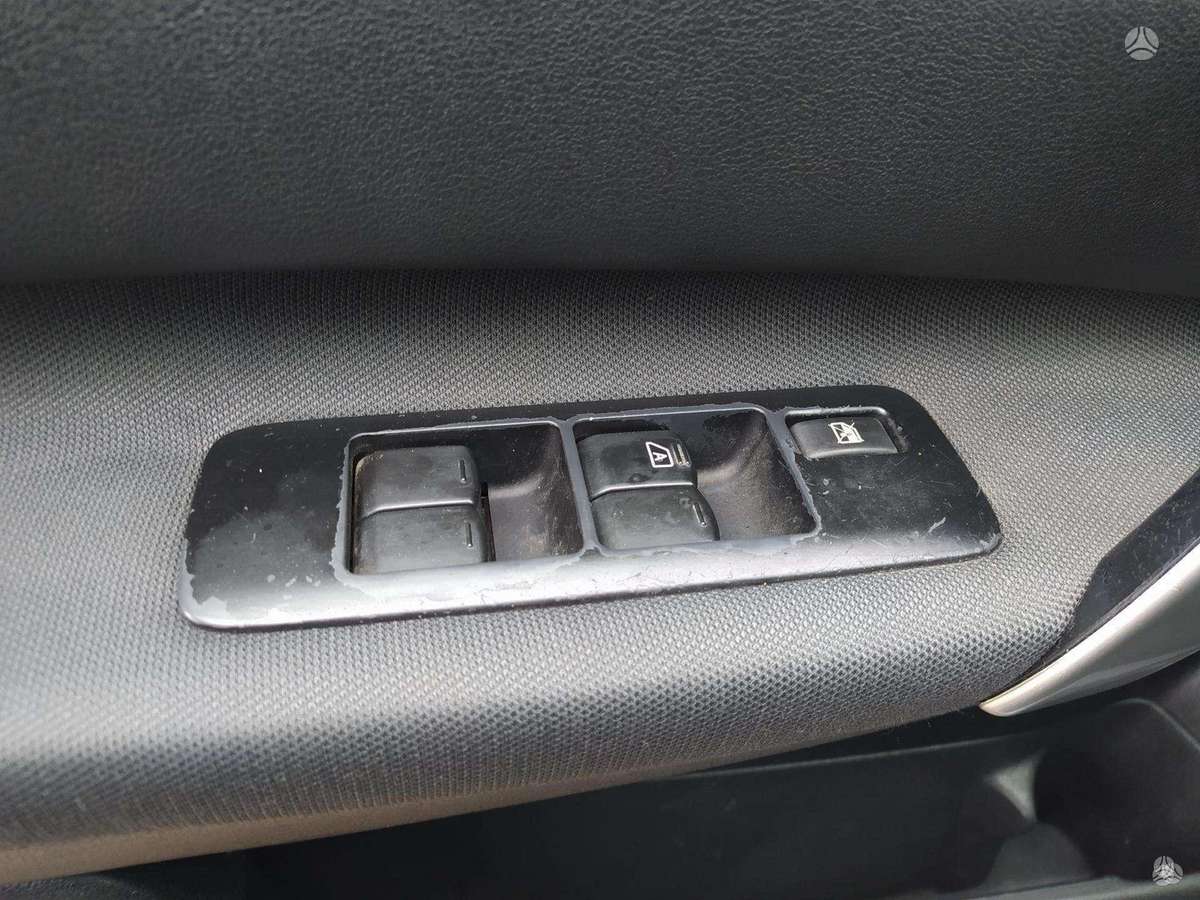 Nissan Qashqai 2010 — photo 27
