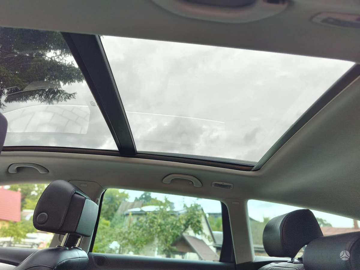 Volkswagen Passat 2013 — photo 22