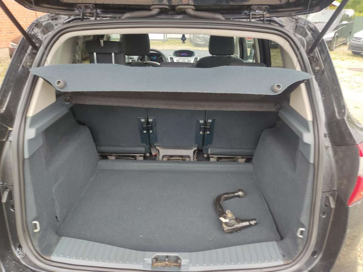 Ford C-MAX 2011 — photo 12