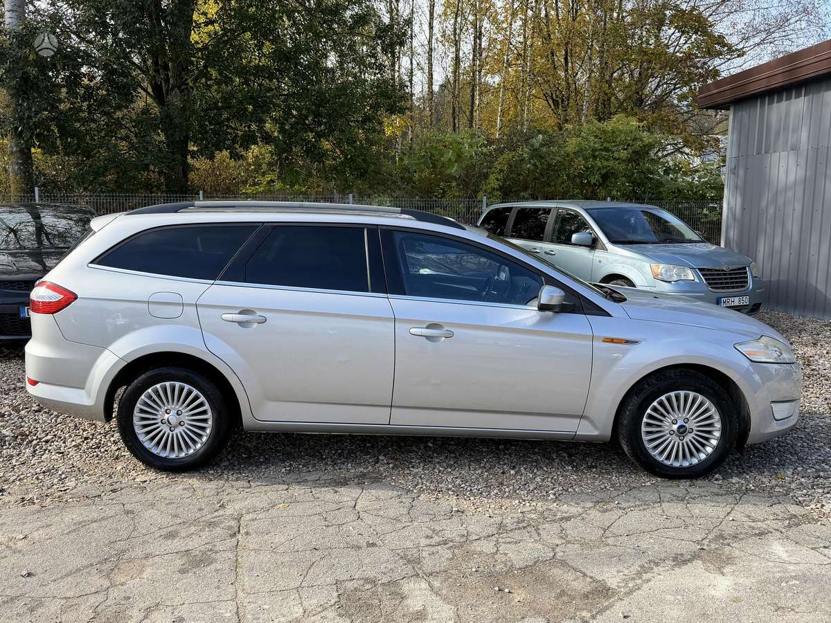 Ford Mondeo 2007 — салон