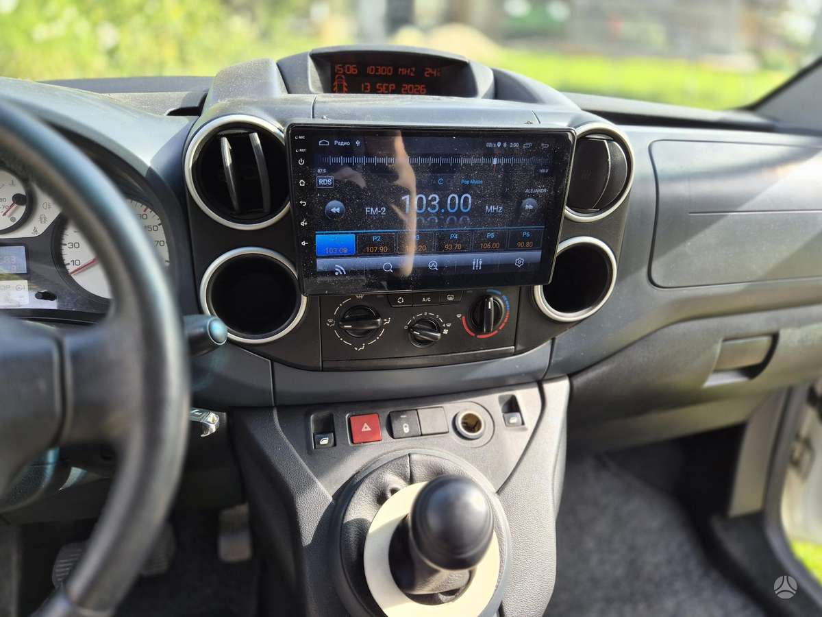 Peugeot Partner 2009 — photo 6