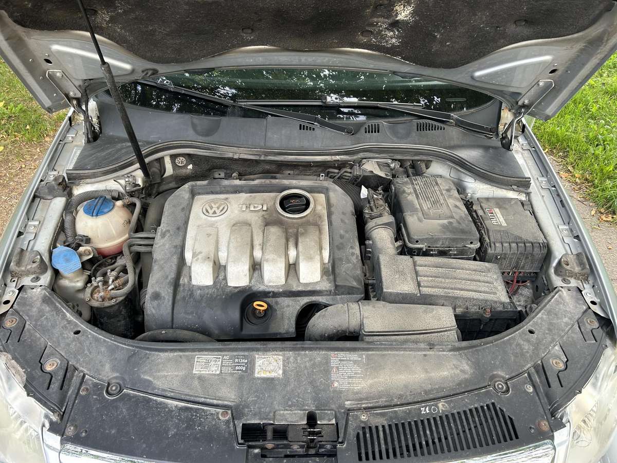 Volkswagen Passat 2006 — photo 16